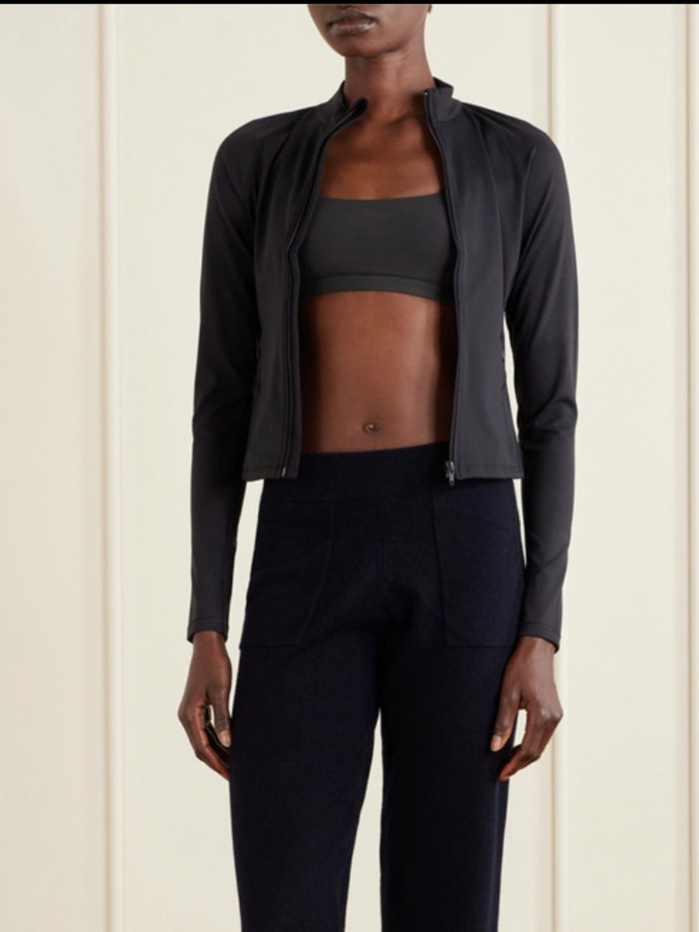 Nike skims dri fit Black Cropped Zip-Up Athletic Jacket